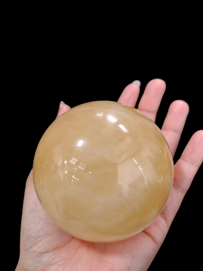Honey Calcite Crystal Ball N257. ( Free Shipping )