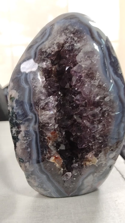 Natural Amethyst Geode from Brazil N341 ( Free Shipping )