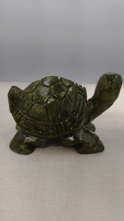 Green jade Turtle Carving (3.5 inches) N25 ( Free Shipping )